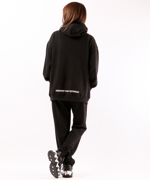 LONSDALE(ロンズデール)の「LONSDALE 裏毛オーバーサイズ スウェット パーカー(パーカー・メンズ・ブラック/ホワイト・LL/M/L)」の19枚目の写真