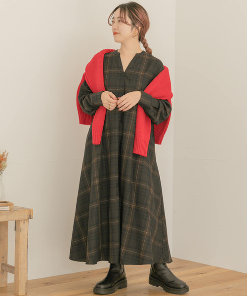 ITEMS URBANRESEARCH(アイテムズ アーバンリサーチ)の「チェックシャツワンピース(シャツワンピース・レディース・ブラウン/チャコールグレー・FREE)」の5枚目の写真