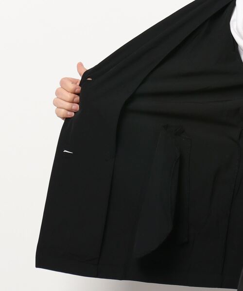 BLUEEAST（ブルーイースト）の「ショート丈トレンチコート ライトアウター（トレンチコート・レディース・ブラック/ベージュ/アイボリー・MEDIUM）」の6枚目の写真