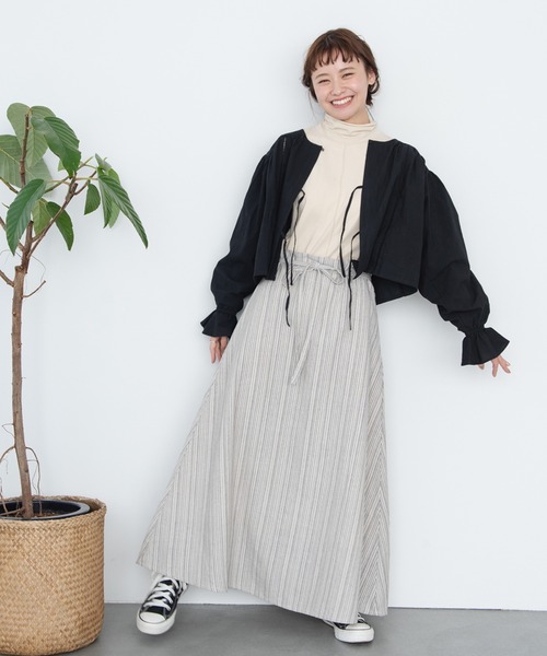 Crisp(クリスプ)の「ギャザーショートブラウス(シャツ/ブラウス・レディース・ホワイト/ブラック・FREE)」の14枚目の写真