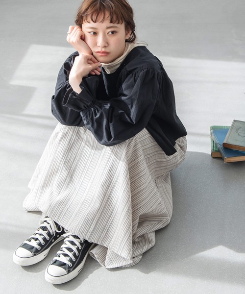 Crisp(クリスプ)の「ギャザーショートブラウス(シャツ/ブラウス・レディース・ホワイト/ブラック・FREE)」の16枚目の写真