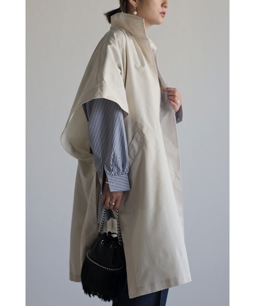 Bonjour Sagan（ボンジュールサガン）の「ケープポンチョコート（ポンチョ・レディース・キナリ/ブラック/ベージュ・FREE）」の10枚目の写真