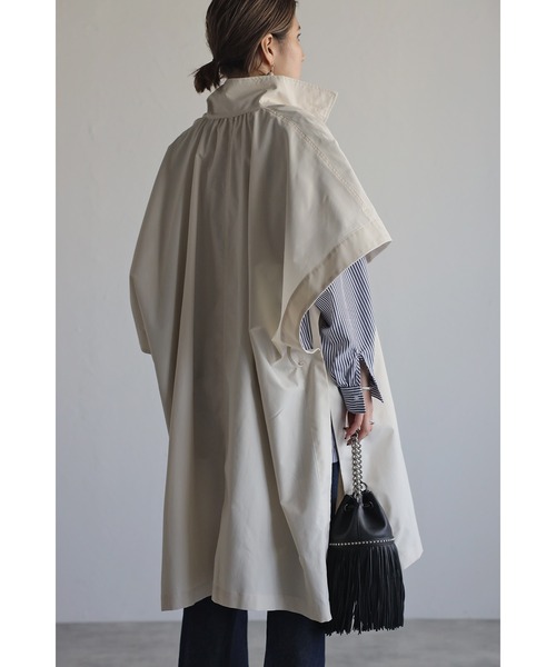 Bonjour Sagan（ボンジュールサガン）の「ケープポンチョコート（ポンチョ・レディース・キナリ/ブラック/ベージュ・FREE）」の12枚目の写真