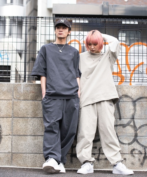 WEGO（ウィゴー）の「■■■WEGO/ワンポイントピグメントBIGT(S)■■■（Tシャツ/カットソー・メンズ・ベージュ/ブルー/スミクロ/ワイン・MEDIUM/LARGE/X-LARGE）」の5枚目の写真