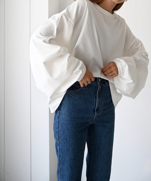 CANAL JEAN(キャナルジーン)の「arc コクーンロングスリーブTシャツ(Tシャツ/カットソー・レディース・ホワイト/ブラック・38)」の6枚目の写真