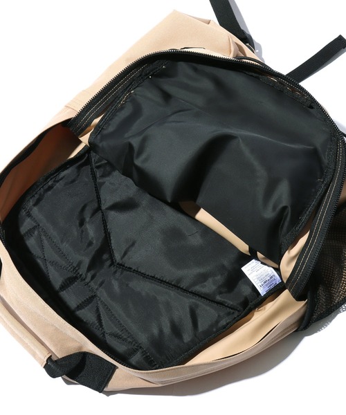 Carhartt WIP（カーハートダブリューアイピー）の「Carhartt WIP/カーハートダブリューアイピー Kickflip Backpack リュック A4 スケーター（バックパック/リュック・メンズ・ブラック/ライトブラウン/グリーン/ダークネイビー/ワインレッド/カモフラージュ/グリーン系その他/パープル/ベージュ系その他/ブラウン/ダークグリーン/ベージュ系その他2/ダークブラウン/ブルー・ONE SIZE）」の21枚目の写真