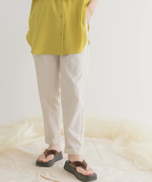 ITEMS URBANRESEARCH（アイテムズ アーバンリサーチ）の「リネン混イージーパンツ（その他パンツ・レディース・ブラック/ライトベージュ/モカ/ブルー・FREE）」の4枚目の写真