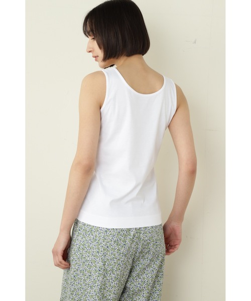 human woman(ヒューマンウーマン)の「オーガニックコットンスムースタンクトップ(Tシャツ/カットソー・レディース・ホワイト/グレー・MEDIUM)」の15枚目の写真
