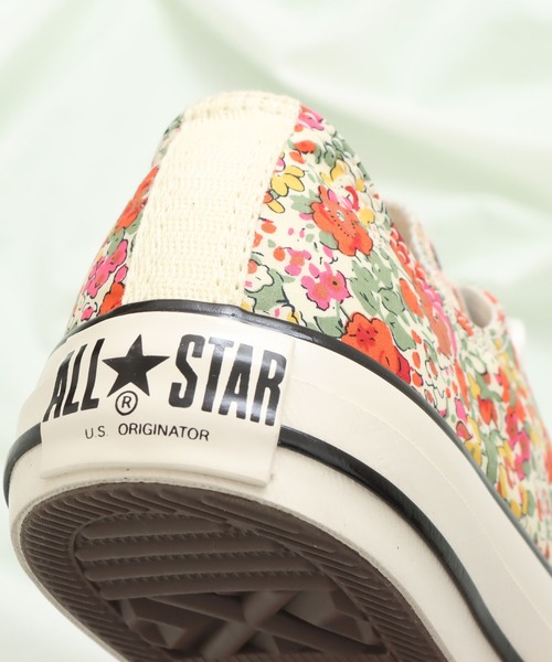 CONVERSE リバティフラワープリント スニーカー US 23.5 コンバースから