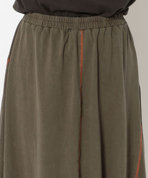 AVIREX（アヴィレックス）の「FADE WASH SKIRT/ フェイドウォッシュスカート（スカート・レディース・オフホワイト/オリーブ・FREE）」の9枚目の写真