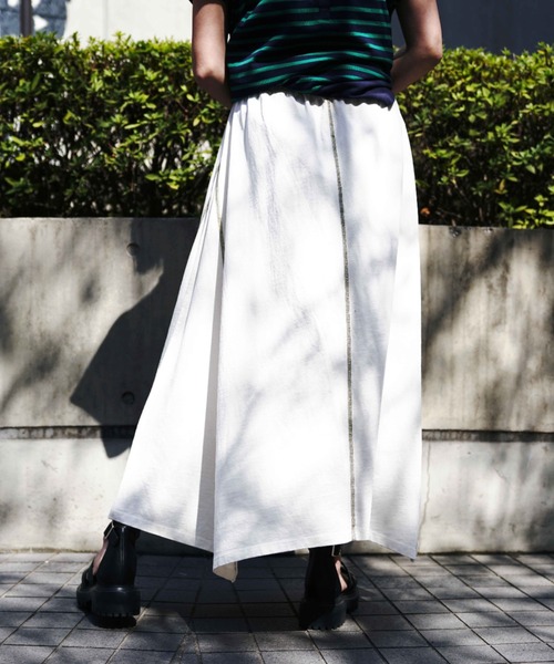 AVIREX（アヴィレックス）の「FADE WASH SKIRT/ フェイドウォッシュスカート（スカート・レディース・オフホワイト/オリーブ・FREE）」の11枚目の写真