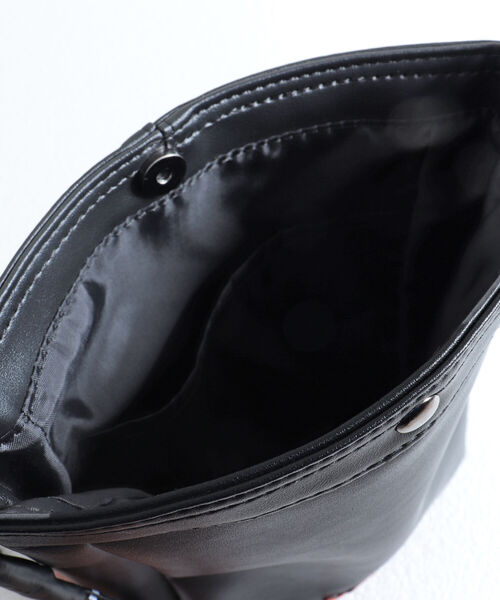 UNIVERSAL OVERALL（ユニバーサルオーバーオール）の「【UNIVERSAL OVERALL/ユニバーサルオーバーオール 】ザイルショルダー（ショルダーバッグ・メンズ・ブラック/ベージュ/ブルー・FREE）」の11枚目の写真