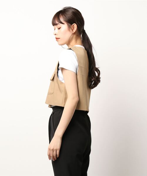 MAISON DE THERESE(メゾン ド テレーズ)の「デザインスーツベスト(ベスト・レディース・ブラック/ベージュ・MEDIUM/SMALL/LARGE)」の4枚目の写真