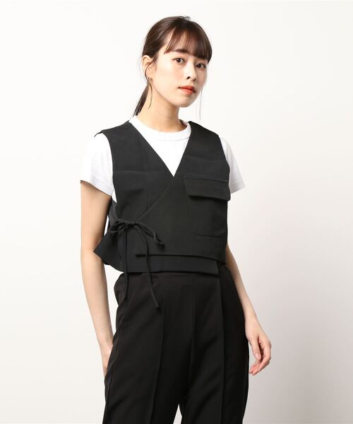MAISON DE THERESE(メゾン ド テレーズ)の「デザインスーツベスト(ベスト・レディース・ブラック/ベージュ・MEDIUM/SMALL/LARGE)」の7枚目の写真