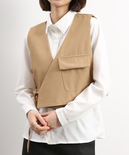 MAISON DE THERESE(メゾン ド テレーズ)の「デザインスーツベスト(ベスト・レディース・ブラック/ベージュ・MEDIUM/SMALL/LARGE)」の8枚目の写真