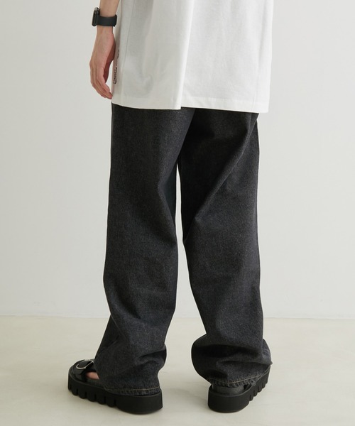 JUNRED（ジュンレッド）の「こめ×JUNRed / 2タックワイドストレートデニムパンツ（デニムパンツ・メンズ・ホワイト/ブラック・S/M/L）」の5枚目の写真