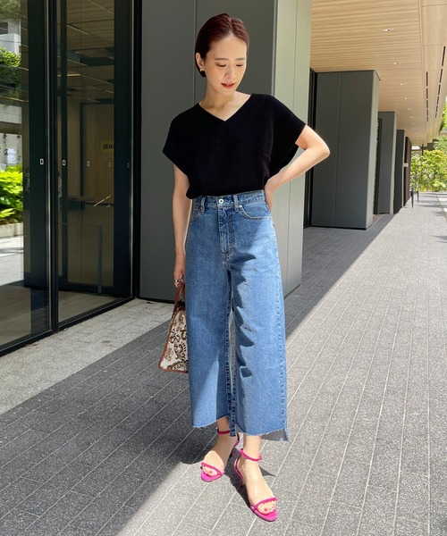 Spick & Span（スピックアンドスパン）の「【5 1/2】WIDE CROPPED DENIM PANTS（デニムパンツ・レディース・ブラック/ブルー・26/27/28/29）」の11枚目の写真