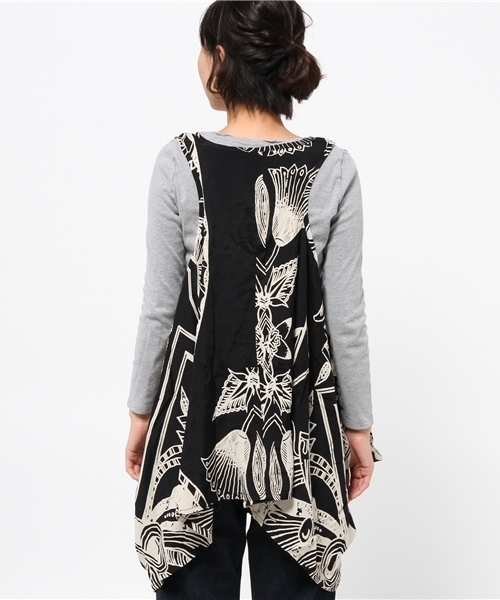 チャイハネ（チャイハネ）の「【チャイハネ】線描き風エスニックプリントトップス（シャツ/ブラウス・レディース・オフホワイト/ブラック/カーキ/ターコイズブルー・FREE）」の8枚目の写真