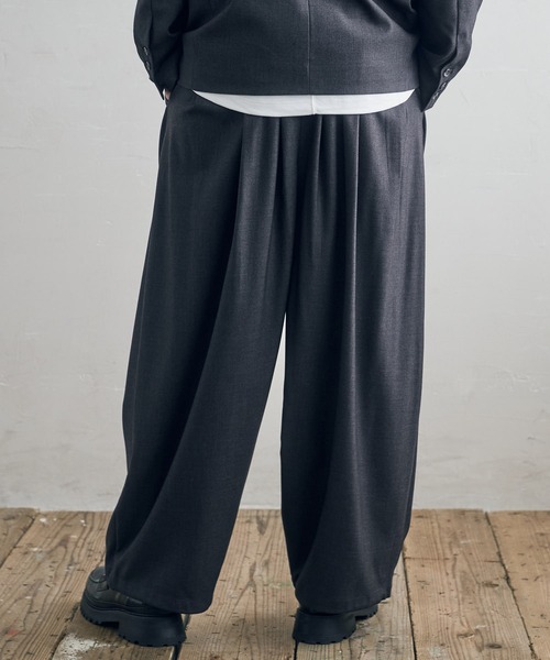 DOOPZ(ドープス)の「タックハカマパンツ(その他パンツ・メンズ・チャコールグレー/ブラウン・SMALL/MEDIUM/LARGE)」の3枚目の写真