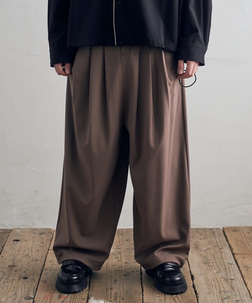 DOOPZ(ドープス)の「タックハカマパンツ(その他パンツ・メンズ・チャコールグレー/ブラウン・SMALL/MEDIUM/LARGE)」の13枚目の写真