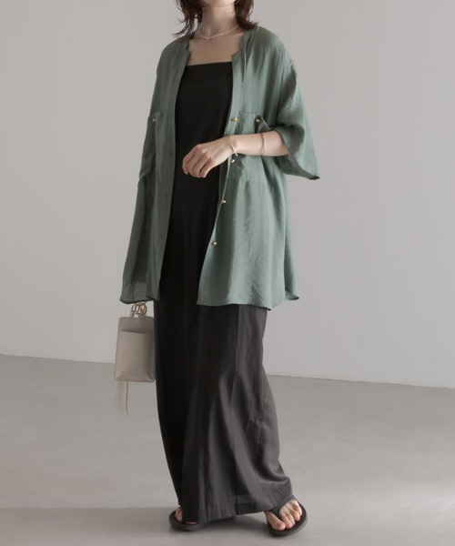 COLLAGE GALLARDAGALANTE（コラージュガリャルダガランテ）の「縦ラインが際立つ/Iラインキャミワンピース（ワンピース・レディース・ブラック/カーキ・FREE）」の15枚目の写真