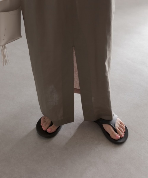 COLLAGE GALLARDAGALANTE（コラージュガリャルダガランテ）の「縦ラインが際立つ/Iラインキャミワンピース（ワンピース・レディース・ブラック/カーキ・FREE）」の12枚目の写真