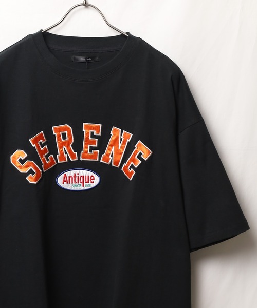 Bling Leads（ブリングリーズ）の「■Bling leads■ワッペンオーバーサイズTシャツ（Tシャツ/カットソー・メンズ・ダークグリーン/スミクロ/グレイッシュブルー/ホワイト系1/ホワイト系2/ブルー系1/ブルー系2・LARGE/MEDIUM）」の4枚目の写真