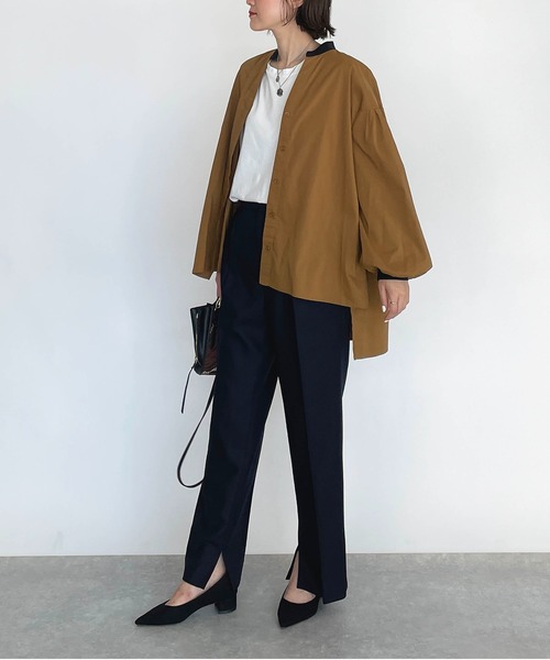 LUGIVA(ルギヴァ)の「クレリックボリュームシャツ(シャツ/ブラウス・レディース・オフホワイト/キャメル・M)」の4枚目の写真