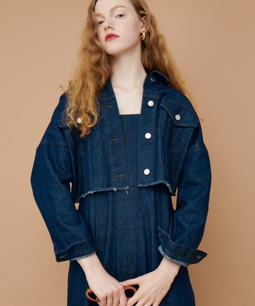 natural couture（ナチュラルクチュール）の「2022AW/セットアップ着用可/他にないデザインと絶妙なバランス バックギャザーショートGジャン（デニムジャケット・レディース・ブラック/インディゴブルー/ブラウン・FREE）」の3枚目の写真
