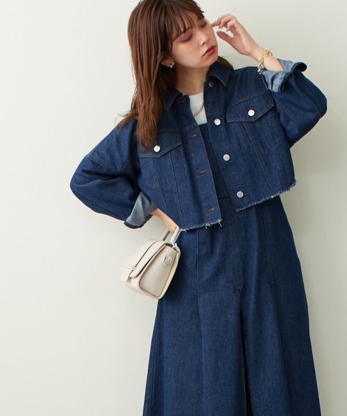 natural couture（ナチュラルクチュール）の「2022AW/セットアップ着用可/他にないデザインと絶妙なバランス バックギャザーショートGジャン（デニムジャケット・レディース・ブラック/インディゴブルー/ブラウン・FREE）」の7枚目の写真