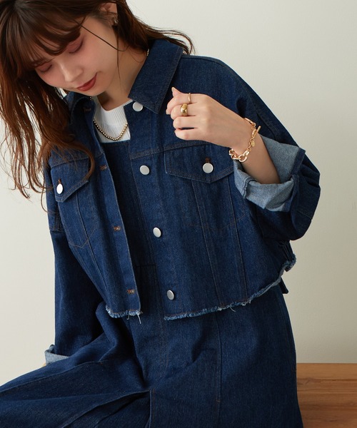natural couture（ナチュラルクチュール）の「2022AW/セットアップ着用可/他にないデザインと絶妙なバランス バックギャザーショートGジャン（デニムジャケット・レディース・ブラック/インディゴブルー/ブラウン・FREE）」の4枚目の写真