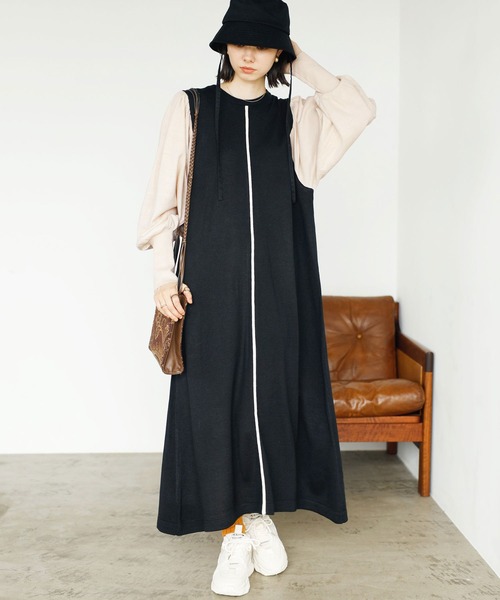 GeeRA(ジーラ)の「配色ニットワンピース(ワンピース・レディース・ベージュ/ブラック・MEDIUM/LARGE/X-LARGE)」の5枚目の写真