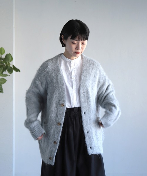 OWLEYE by domingo（アウルアイ バイドミンゴ）の「[ OWLEYE by domingo / アウルアイ ] モヘアウール ミドルカーディガン（カーディガン/ボレロ・レディース・ライトブルー/グレイッシュベージュ/ライトグレー/オレンジ・FREE）」の6枚目の写真