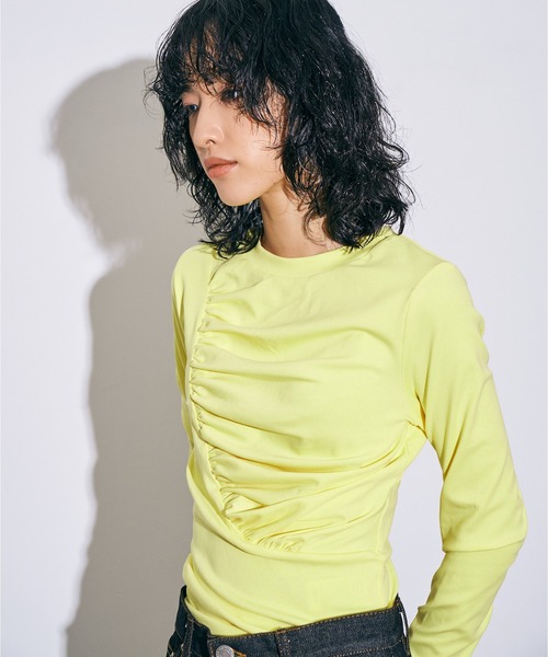 4youstory(フォーユーストーリー)の「【4youstory】シャーリングロングTシャツ(Tシャツ/カットソー・レディース・ネイビー/グレー/イエロー・FREE)」の9枚目の写真