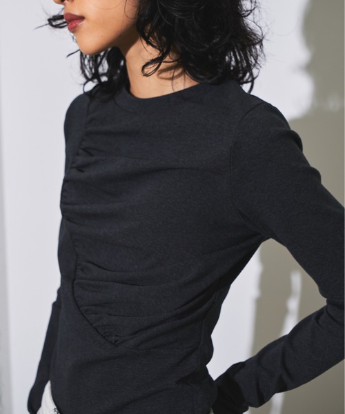4youstory(フォーユーストーリー)の「【4youstory】シャーリングロングTシャツ(Tシャツ/カットソー・レディース・ネイビー/グレー/イエロー・FREE)」の17枚目の写真