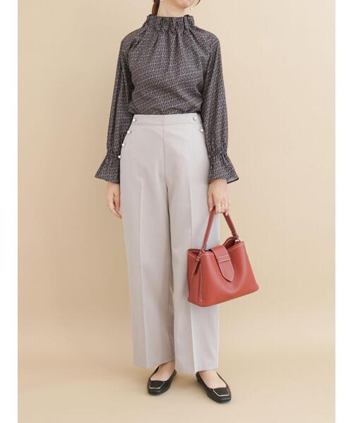 Te chichi（テチチ）の「レオパード/幾何学柄タック衿ブラウス（シャツ/ブラウス・レディース・ベージュ/ネイビー/グレー/オフホワイト・ﾌﾘ-）」の15枚目の写真