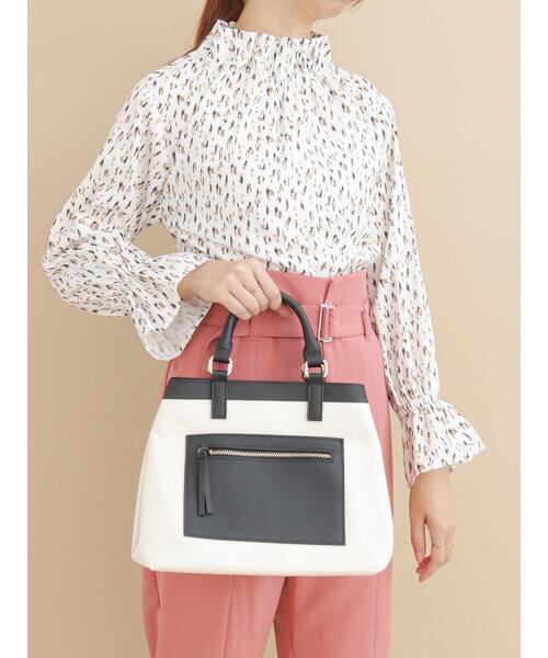 Te chichi（テチチ）の「レオパード/幾何学柄タック衿ブラウス（シャツ/ブラウス・レディース・ベージュ/ネイビー/グレー/オフホワイト・ﾌﾘ-）」の19枚目の写真