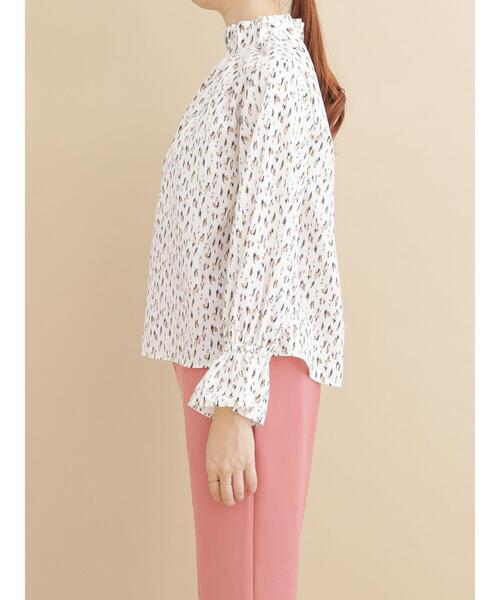 Te chichi（テチチ）の「レオパード/幾何学柄タック衿ブラウス（シャツ/ブラウス・レディース・ベージュ/ネイビー/グレー/オフホワイト・ﾌﾘ-）」の20枚目の写真