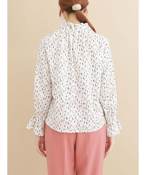 Te chichi（テチチ）の「レオパード/幾何学柄タック衿ブラウス（シャツ/ブラウス・レディース・ベージュ/ネイビー/グレー/オフホワイト・ﾌﾘ-）」の21枚目の写真