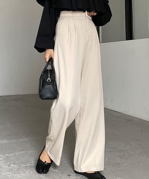 Louere(ルエレ)の「ダブルタックベーシックパンツ(その他パンツ・レディース・ブラック/ブラウン/アイボリー/モカ/ベージュ・LARGE/SMALL/MEDIUM/X-LARGE)」の21枚目の写真