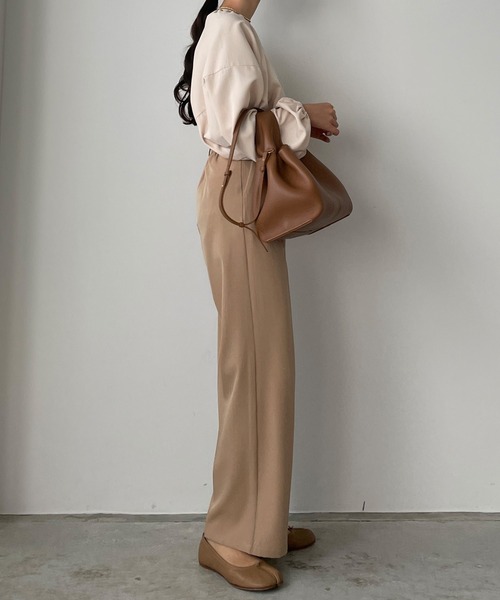 Louere(ルエレ)の「ダブルタックベーシックパンツ(その他パンツ・レディース・ブラック/ブラウン/アイボリー/モカ/ベージュ・LARGE/SMALL/MEDIUM/X-LARGE)」の8枚目の写真