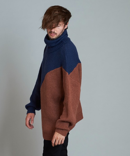 NO ID.(ノーアイディ)の「バイカラータートルネックPO(ニット/セーター・メンズ・ネイビー/ブラック/グリーン/イエロー・ONE SIZE)」の5枚目の写真