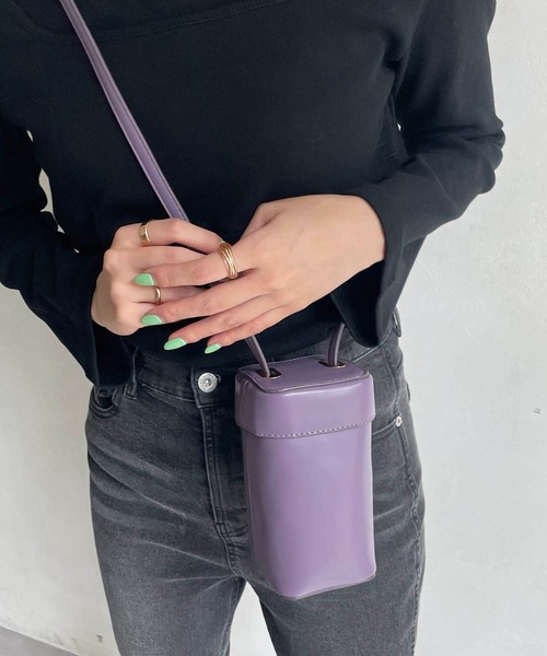 CAPRICIEUX LE'MAGE（カプリシューレマージュ）の「スクエアショルダーバッグ（ショルダーバッグ・レディース・ブラック/パープル/キャメル・FREE）」の9枚目の写真