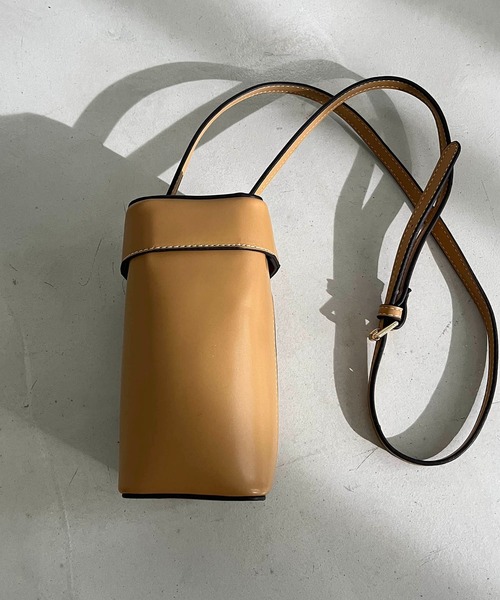 CAPRICIEUX LE'MAGE（カプリシューレマージュ）の「スクエアショルダーバッグ（ショルダーバッグ・レディース・ブラック/パープル/キャメル・FREE）」の15枚目の写真