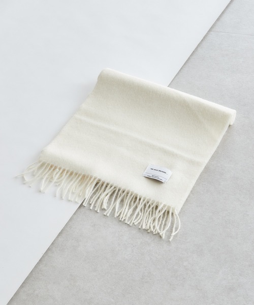 Lui's（ルイス）の「【THE INOUE BROTHERS/イノウエブラザーズ】Brushed Scarf / アルパカマフラー（マフラー・メンズ・チャコールグレー/ライトグレー/ブラック/ネイビー/ブラウン/グレー/カーキ/オレンジ/グリーン/キャメル/バーガンディー/キナリ・FREE）」の2枚目の写真