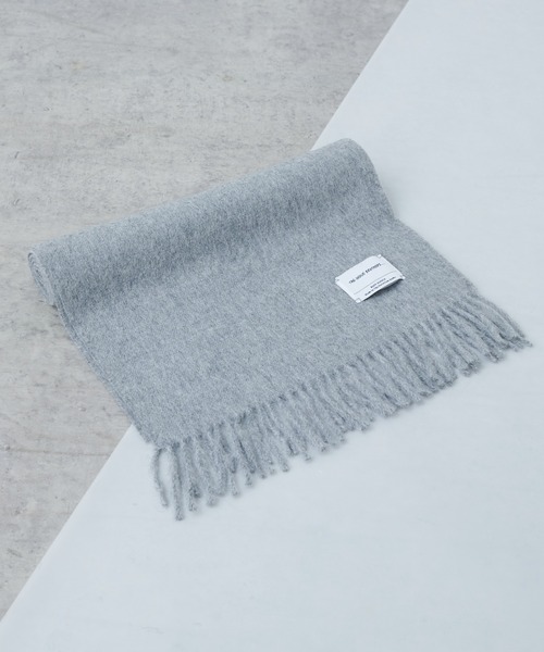 Lui's（ルイス）の「【THE INOUE BROTHERS/イノウエブラザーズ】Brushed Scarf / アルパカマフラー（マフラー・メンズ・チャコールグレー/ライトグレー/ブラック/ネイビー/ブラウン/グレー/カーキ/オレンジ/グリーン/キャメル/バーガンディー/キナリ・FREE）」の4枚目の写真
