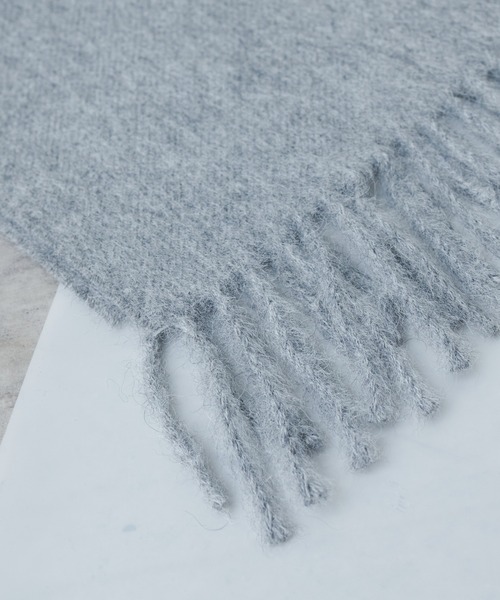 Lui's（ルイス）の「【THE INOUE BROTHERS/イノウエブラザーズ】Brushed Scarf / アルパカマフラー（マフラー・メンズ・チャコールグレー/ライトグレー/ブラック/ネイビー/ブラウン/グレー/カーキ/オレンジ/グリーン/キャメル/バーガンディー/キナリ・FREE）」の14枚目の写真