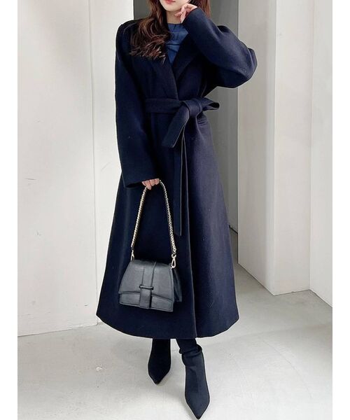 RESEXXY(リゼクシー)の「ノーカラーロングコート(ノーカラーコート・レディース・ブラック/ベージュ/アイボリー・FREE)」の3枚目の写真