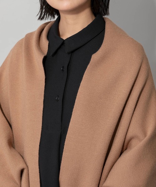 Munich(ミューニック)の「ダブルフェイスニットポンチョ(ストール/ショール・レディース・ブラック/グレー/ベージュ・FREE)」の12枚目の写真