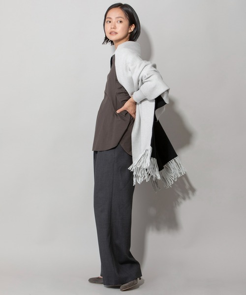 Munich(ミューニック)の「ダブルフェイスニットポンチョ(ストール/ショール・レディース・ブラック/グレー/ベージュ・FREE)」の19枚目の写真